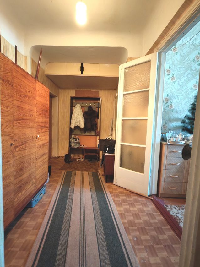 Продажа 2-комнатной квартиры, Курган, Коли Мяготина улица,  128