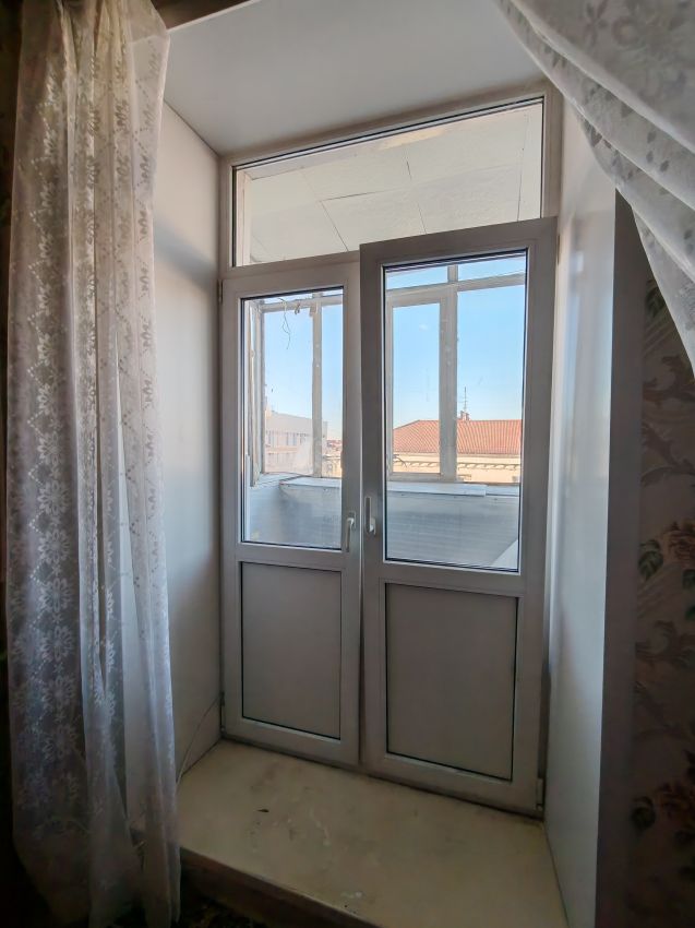 Продажа 2-комнатной квартиры, Курган, Коли Мяготина улица,  128