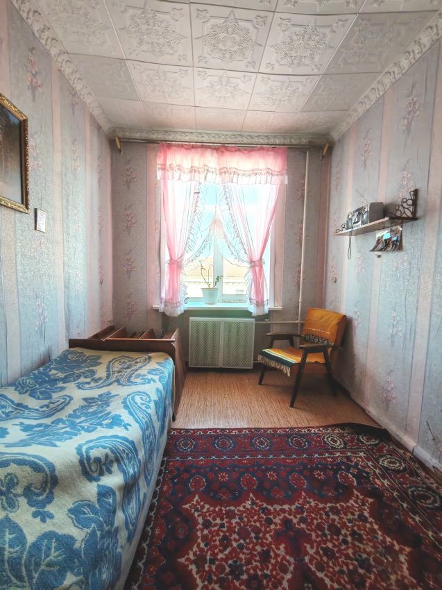 Продажа 2-комнатной квартиры, Курган, Коли Мяготина улица,  128