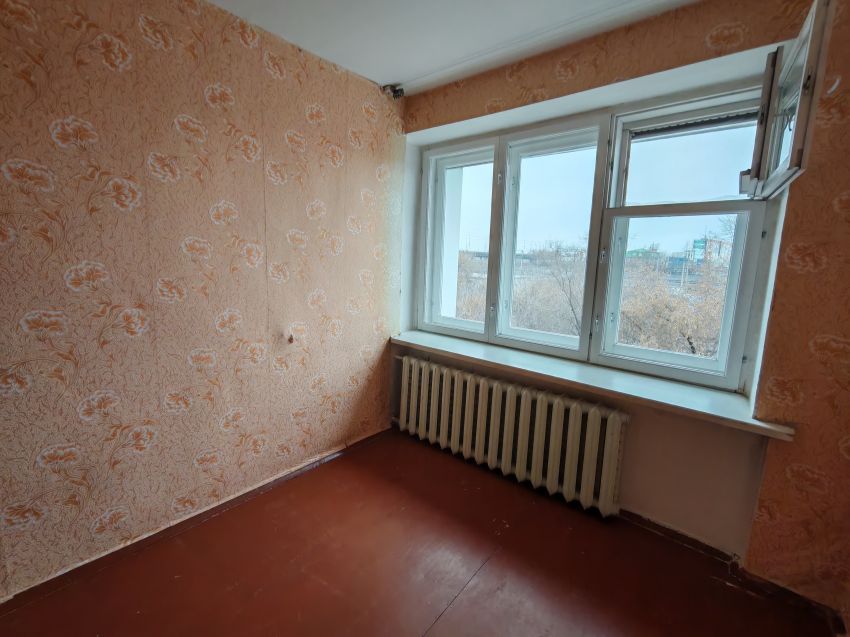 Продажа 2-комнатной квартиры, Курган, Орлова улица,  85