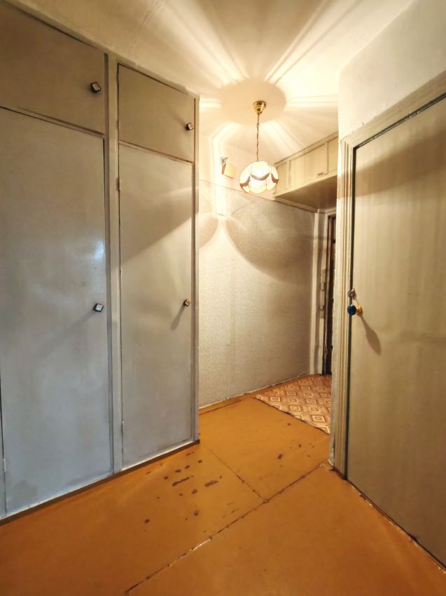 Продажа 2-комнатной квартиры, Курган, Орлова улица,  85