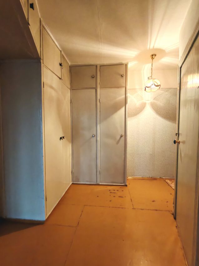 Продажа 2-комнатной квартиры, Курган, Орлова улица,  85