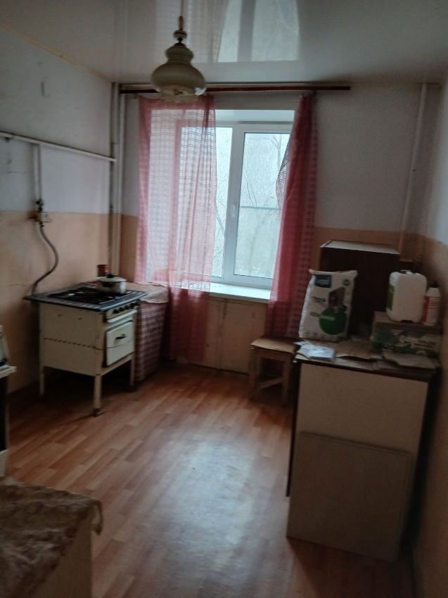 Продажа комнаты, Курган, Коли Мяготина улица,  96