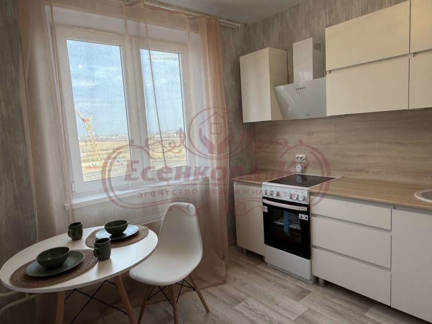 Продажа 1-комнатной квартиры, Курган, 8 микрорайон,  5