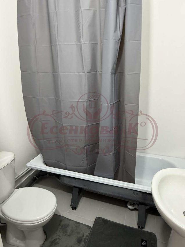 Продажа 1-комнатной квартиры, Курган, 8 микрорайон,  5