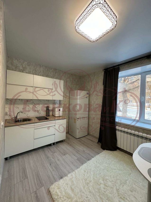 Продажа 1-комнатной квартиры, Курган, Проходная улица,  5