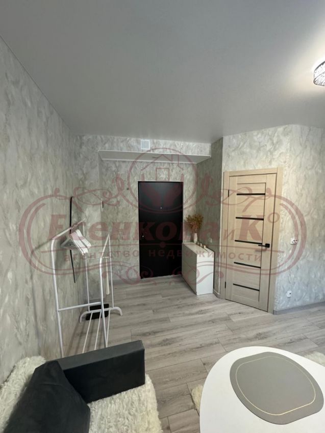 Продажа 1-комнатной квартиры, Курган, Проходная улица,  5