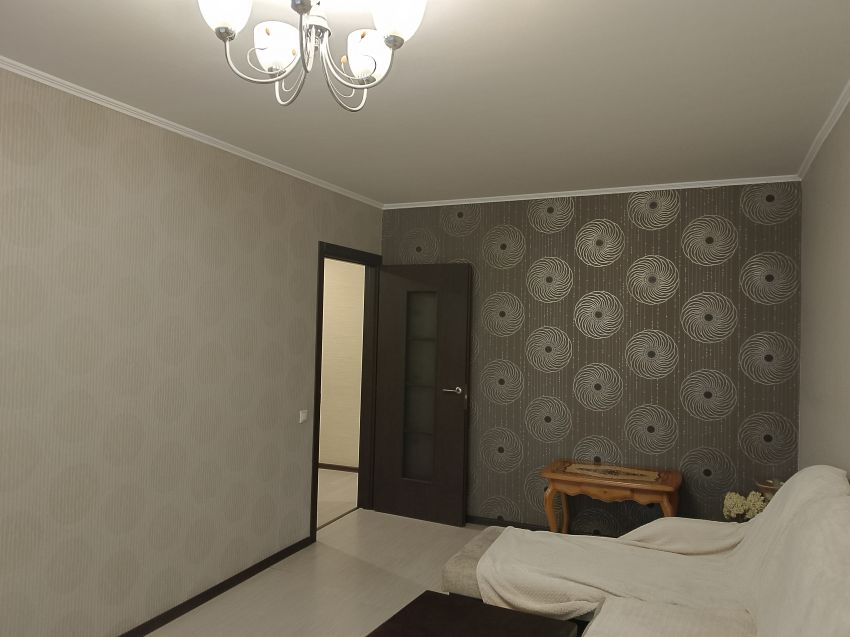 Продажа 3-комнатной квартиры, Курган, 5 микрорайон,  9