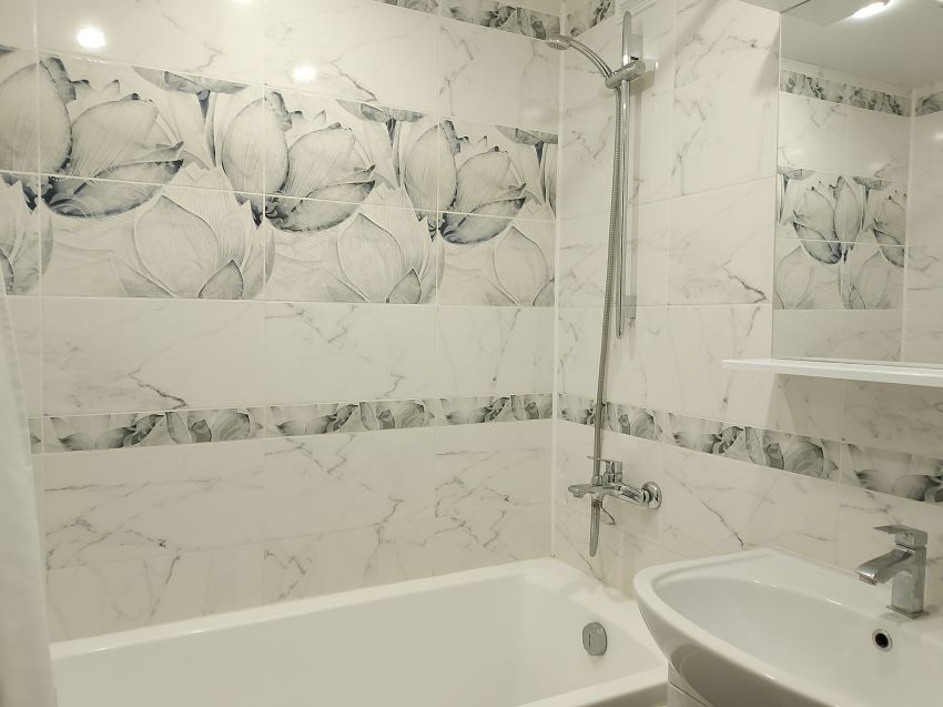 Продажа 3-комнатной квартиры, Курган, 5 микрорайон,  9