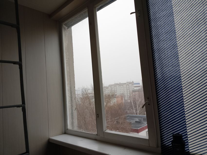 Продажа 3-комнатной квартиры, Курган, 5 микрорайон,  9