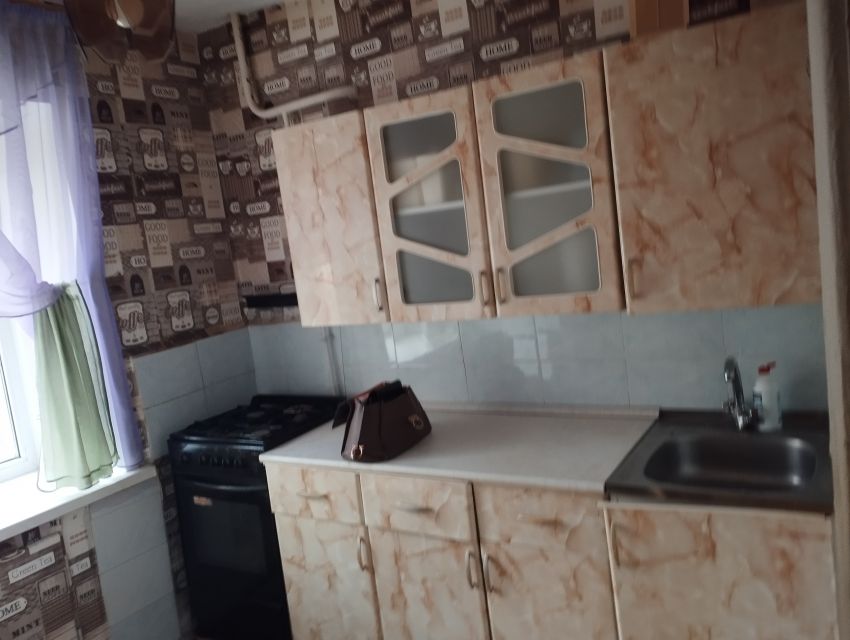 Продажа 1-комнатной квартиры, Курган, Станционная улица,  47