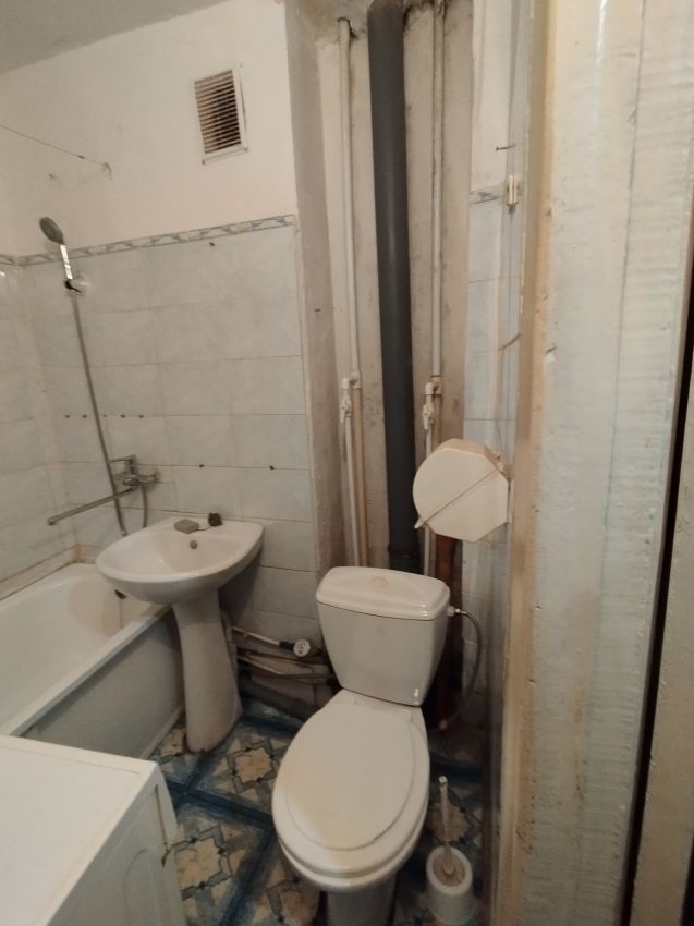 Продажа 1-комнатной квартиры, Курган, Станционная улица,  47