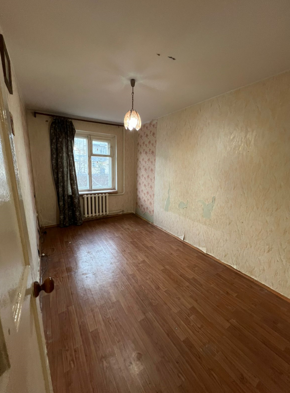 Продажа 3-комнатной квартиры, Курган, Ленина улица,  30а