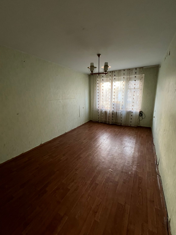 Продажа 3-комнатной квартиры, Курган, Ленина улица,  30а