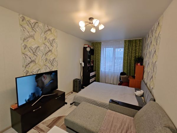 Продажа 2-комнатной квартиры, Курган, 12 микрорайон,  25