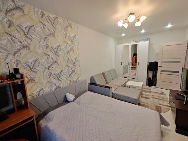 Продажа 2-комнатной квартиры, Курган, 12 микрорайон,  25