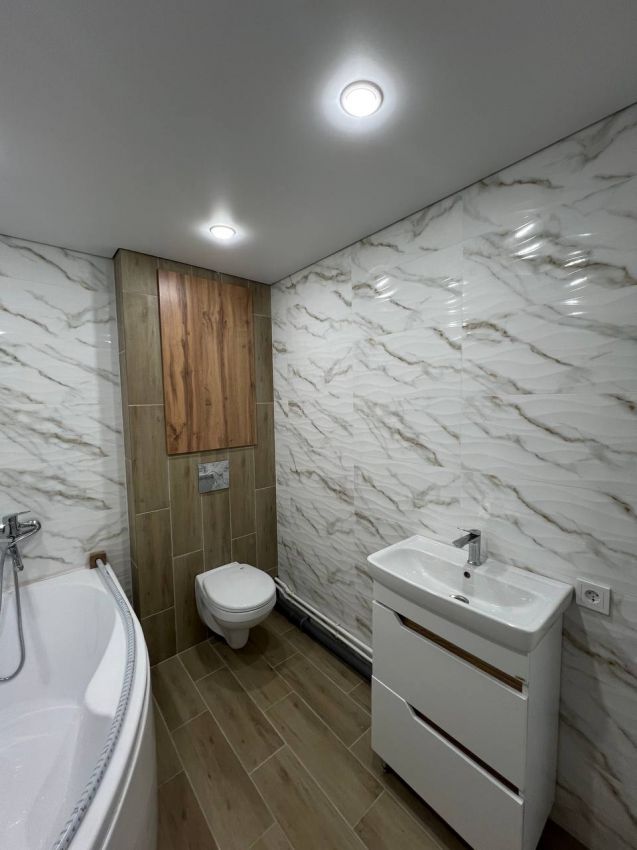 Продажа 2-комнатной квартиры, Курган, Максима Горького улица,  35