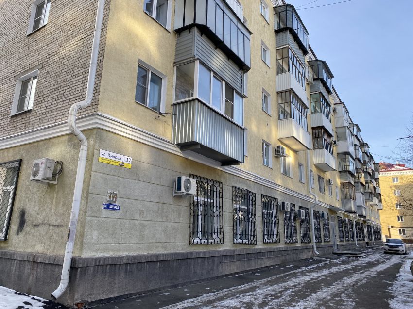 Продажа 2-комнатной квартиры, Курган, Кирова улица,  117