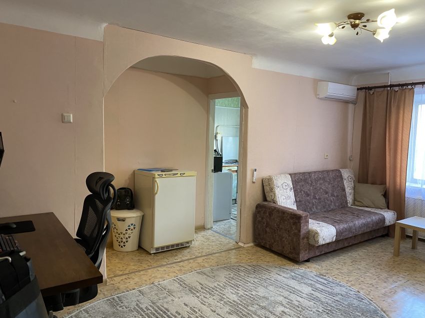 Продажа 2-комнатной квартиры, Курган, Кирова улица,  117