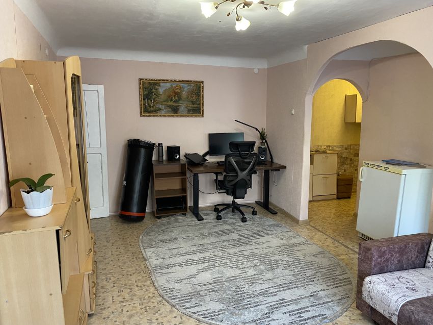 Продажа 2-комнатной квартиры, Курган, Кирова улица,  117