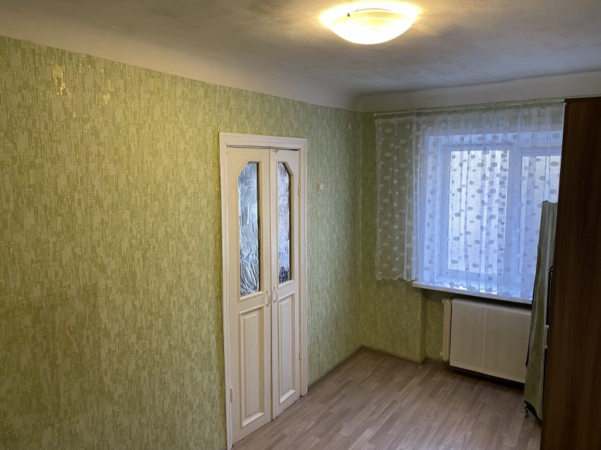 Продажа 2-комнатной квартиры, Курган, Кирова улица,  117