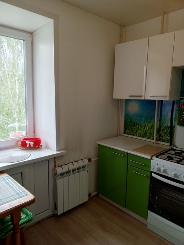 Продажа 1-комнатной квартиры, Курган, 3 микрорайон,  3