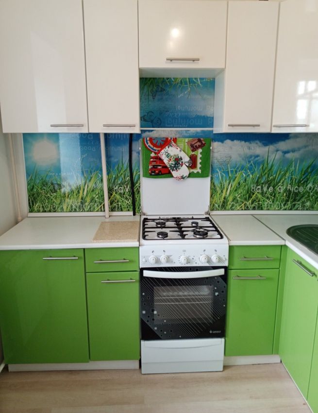 Продажа 1-комнатной квартиры, Курган, 3 микрорайон,  3