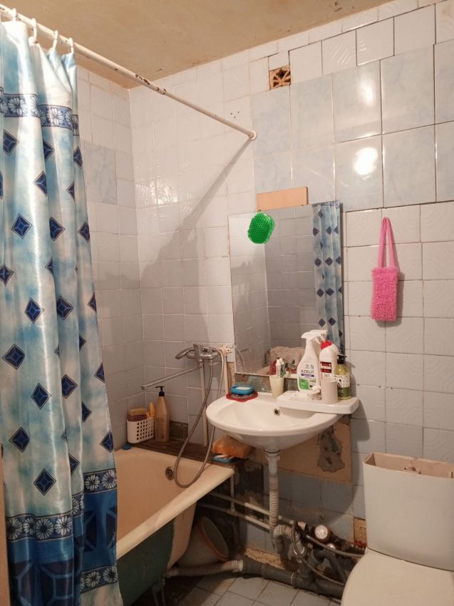 Продажа 1-комнатной квартиры, Курган, 3 микрорайон,  3