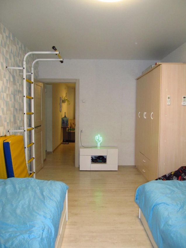 Продажа 2-комнатной новостройки, Курган, 7 микрорайон,  25