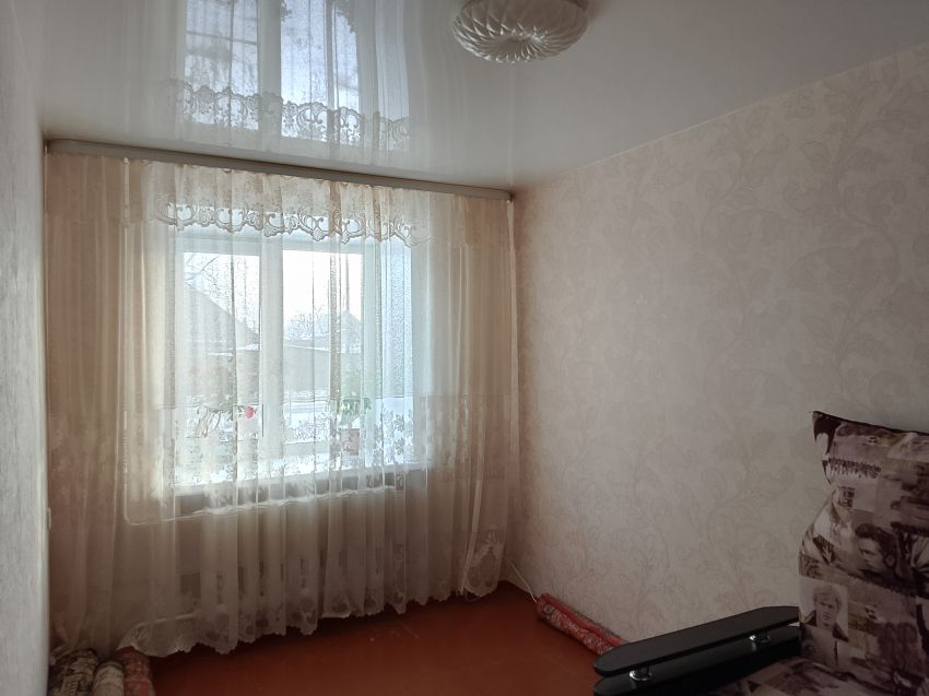 Продажа 3-комнатной квартиры, Курган, Пирогова улица,  19