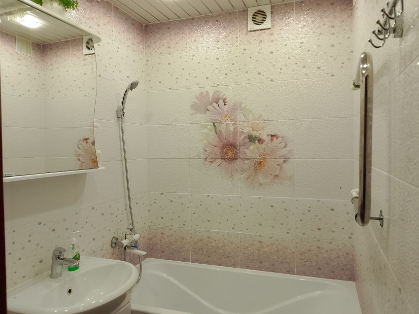 Продажа 3-комнатной квартиры, Курган, Пирогова улица,  19