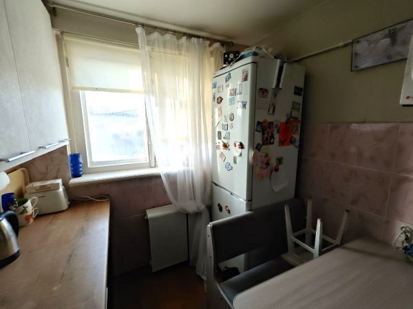 Продажа 3-комнатной квартиры, Курган, Урицкого улица,  130