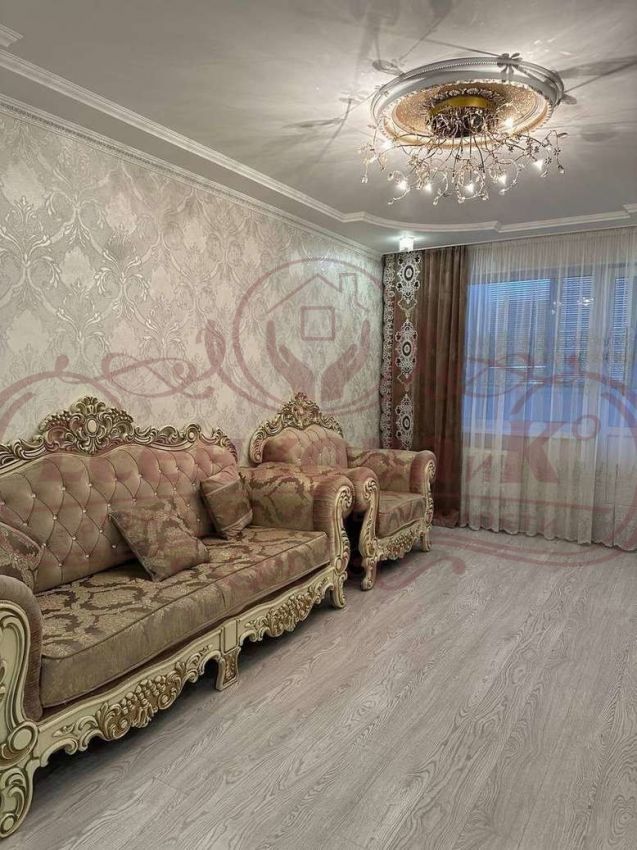 Продажа 3-комнатной квартиры, Курган, Сергея Васильева улица,  30