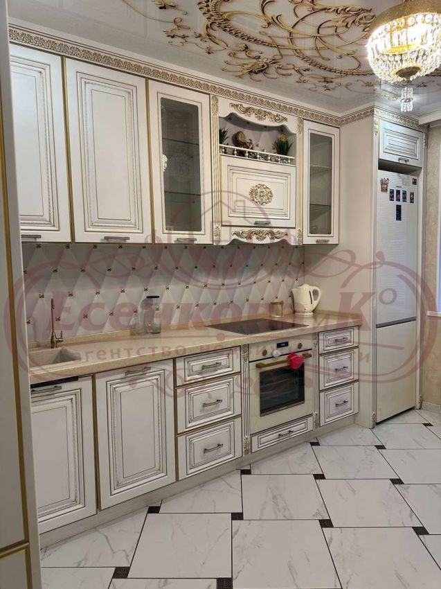 Продажа 3-комнатной квартиры, Курган, Сергея Васильева улица,  30