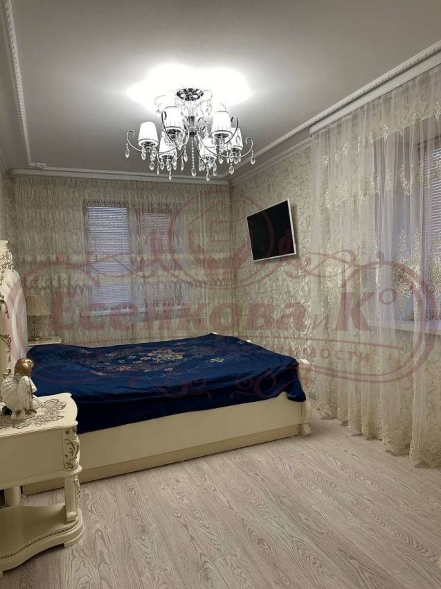 Продажа 3-комнатной квартиры, Курган, Сергея Васильева улица,  30