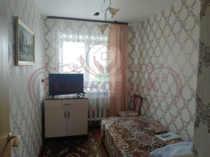 Продажа 3-комнатной квартиры, Кетово, Советская улица,  60