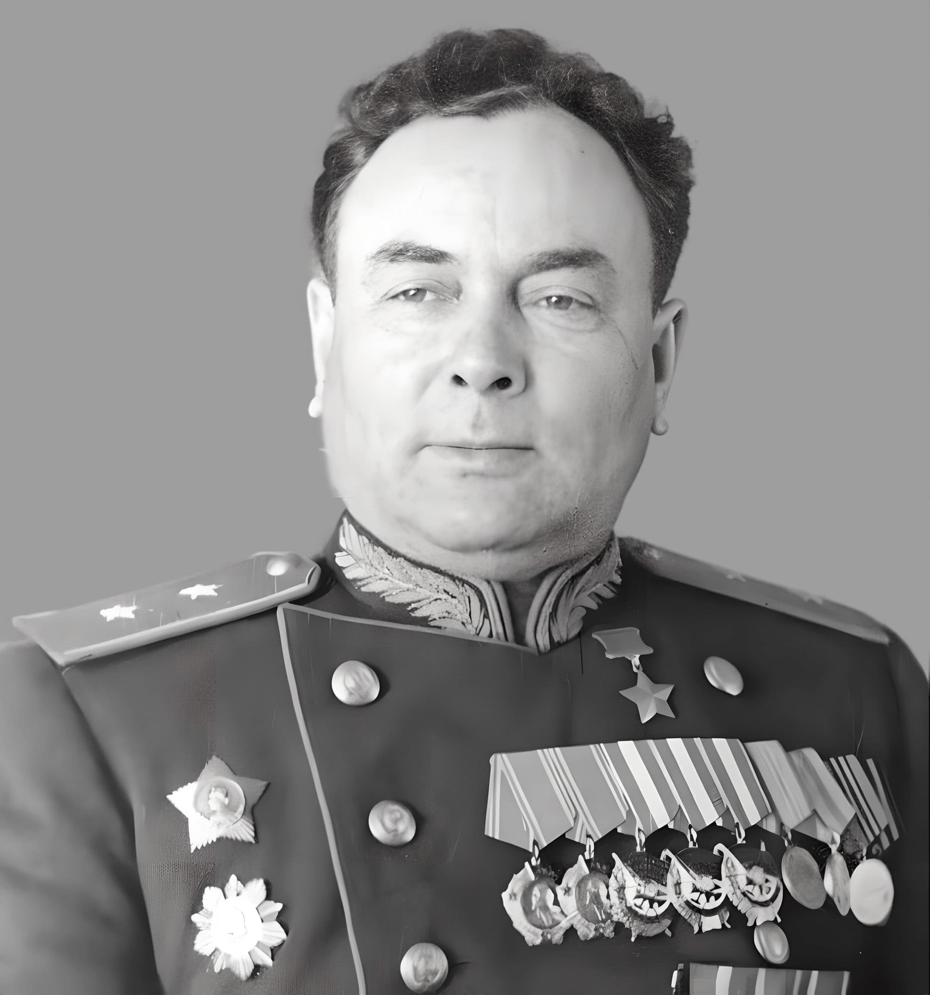 Рослый Иван Павлович - командир 9-го ск ЮФ, генерал-майор
