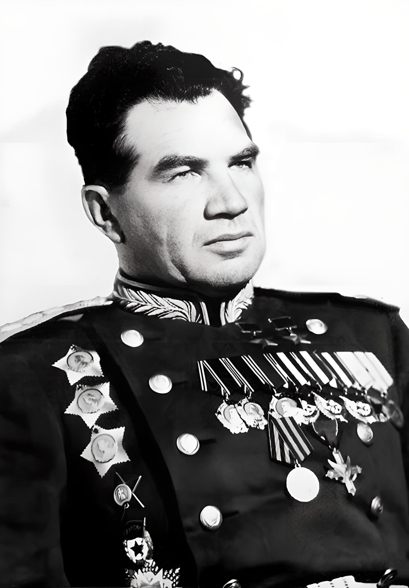Чуйков Василий Иванович - командующий 8-й гв. А ЮЗФ, генерал-лейтенант