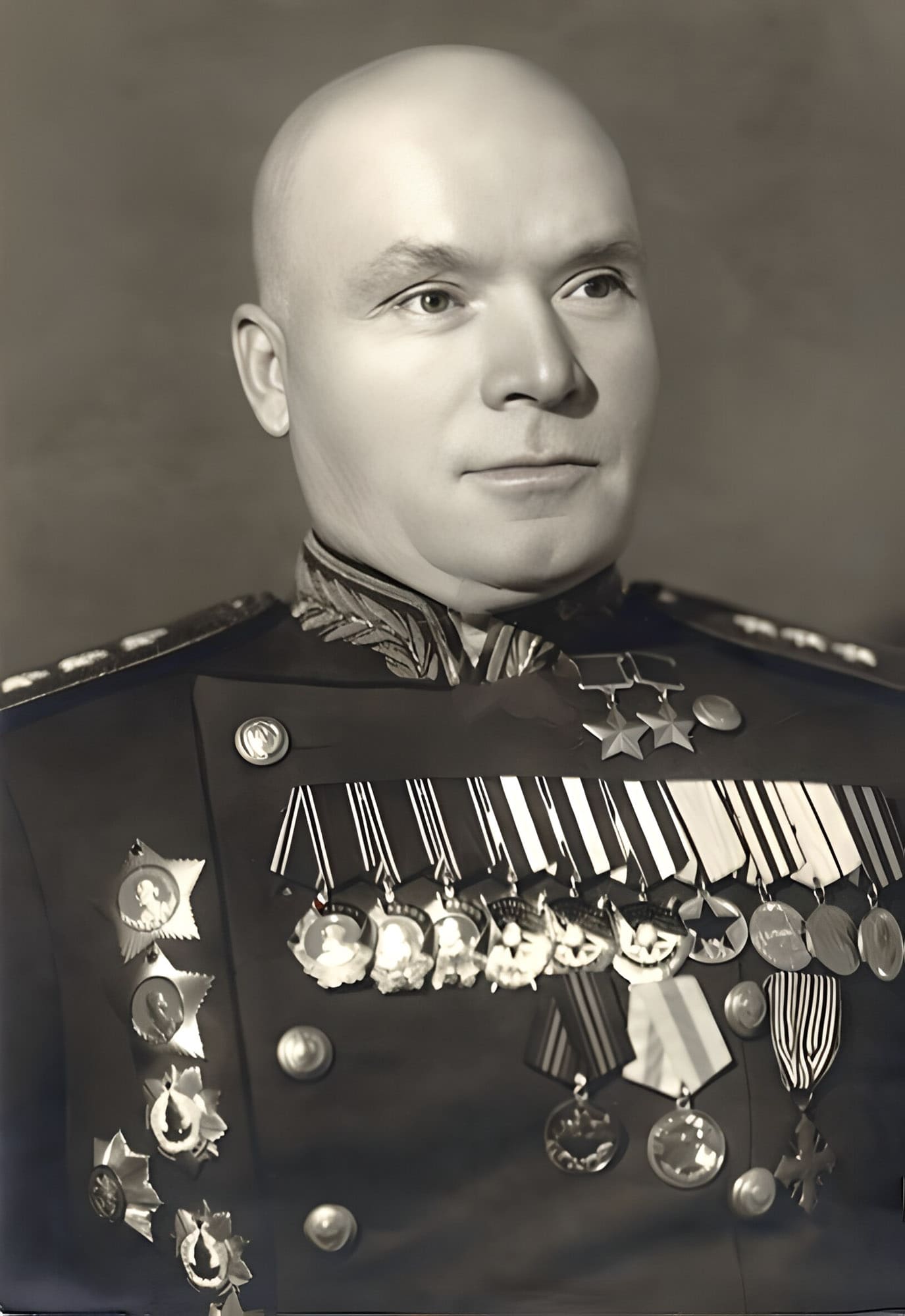 Лелюшенко Дмитрий Данилович - командующий 3-й гв. А, генерал-лейтенант