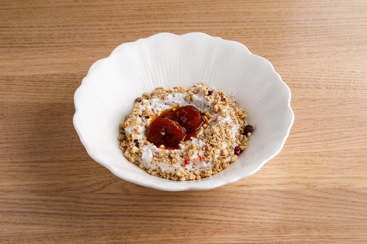 Киноа боул с йогуртом и бананом