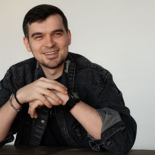 Александр Белозерцев 