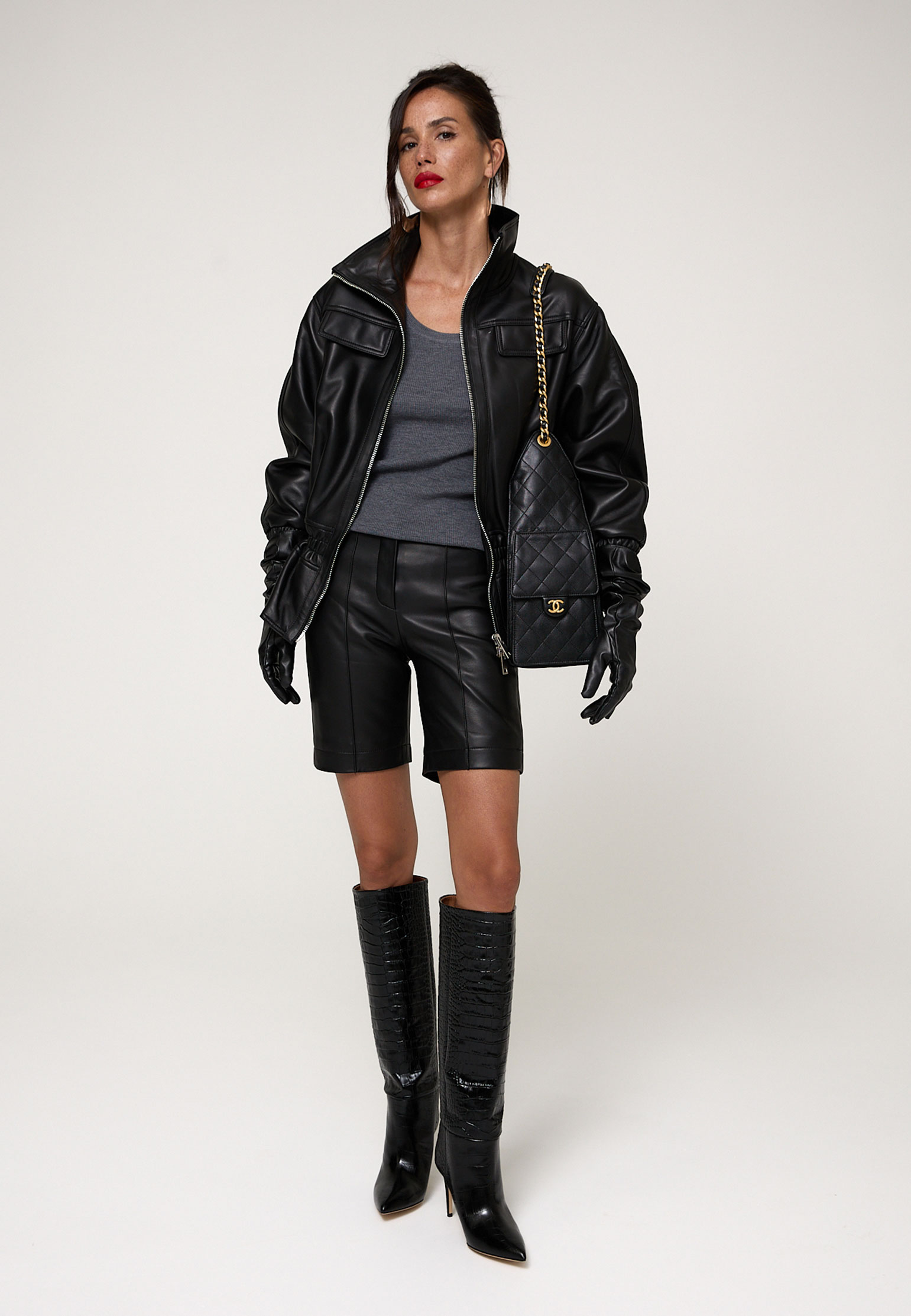 

Длинные кожаные шорты THE REAL BASE, Черный, Черный