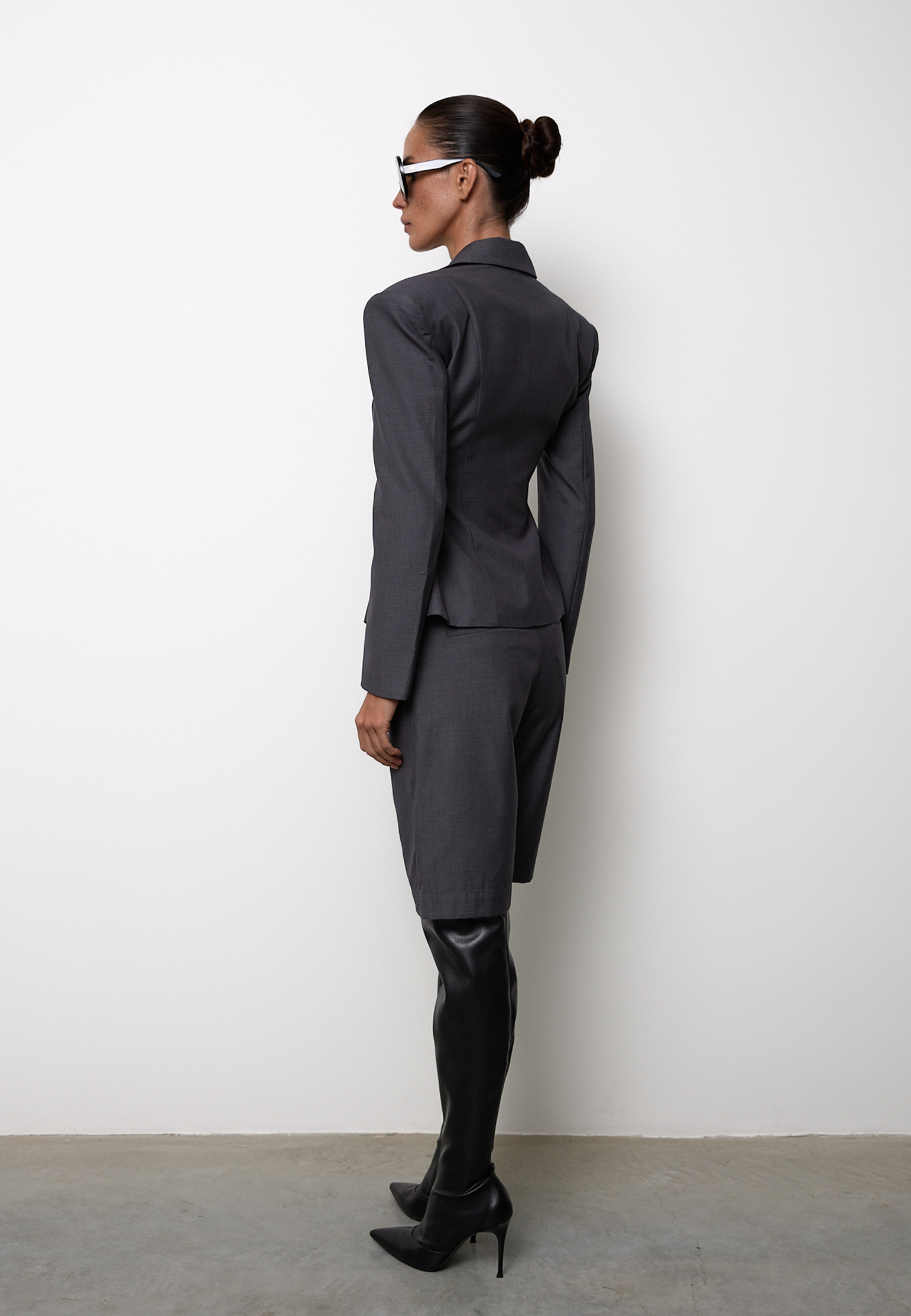 

Приталенный жакет с баской THE REAL BASE, Серый, Серый