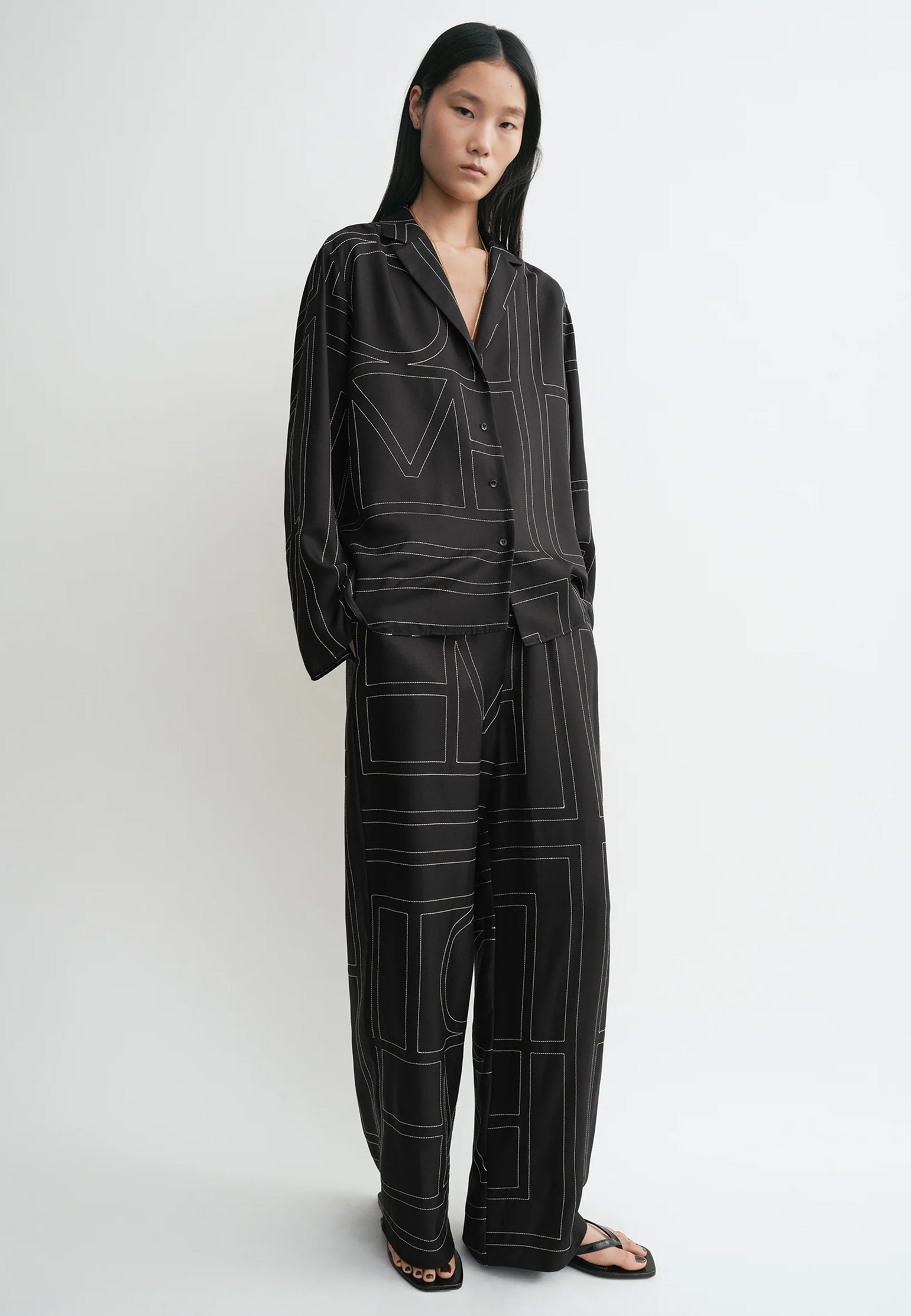 

Рубашка TOTEME, Черный, Черный