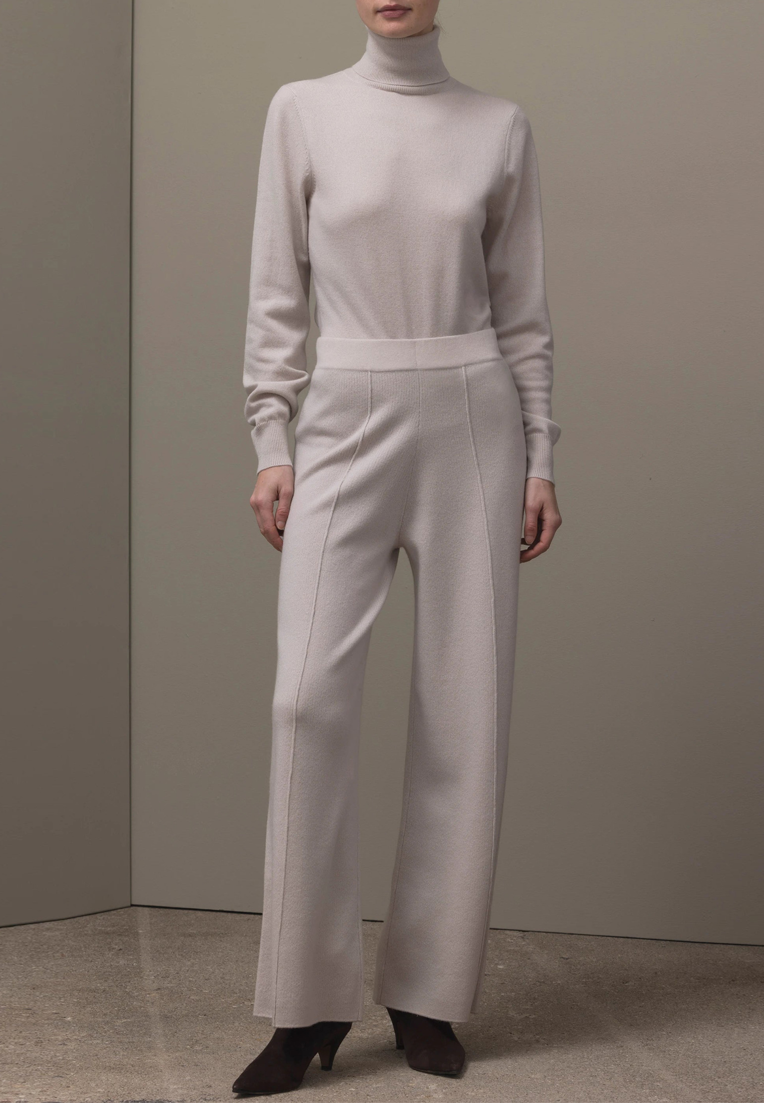 Брюки ALLUDE