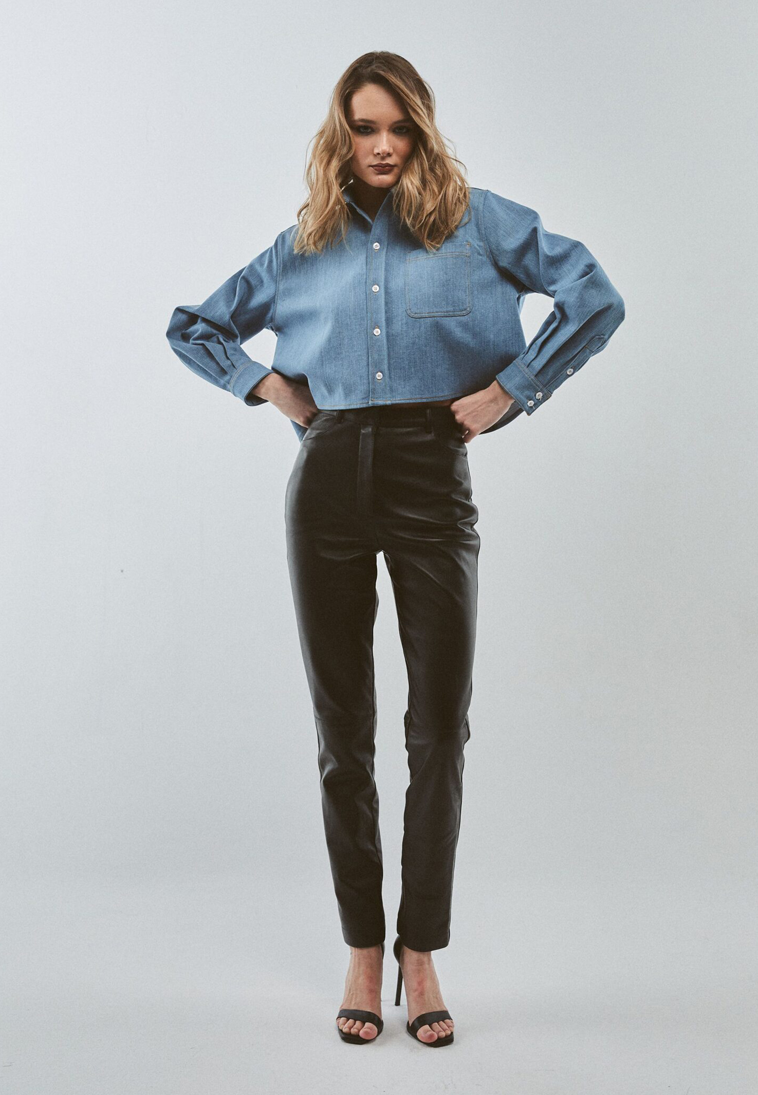 

Кожаные штаны, прилегающего силуэта THE REAL BASE, Черный, Черный