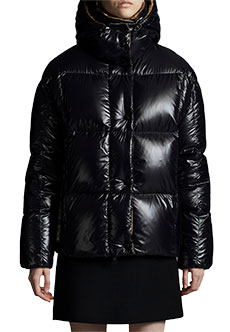 Пуховик MONCLER