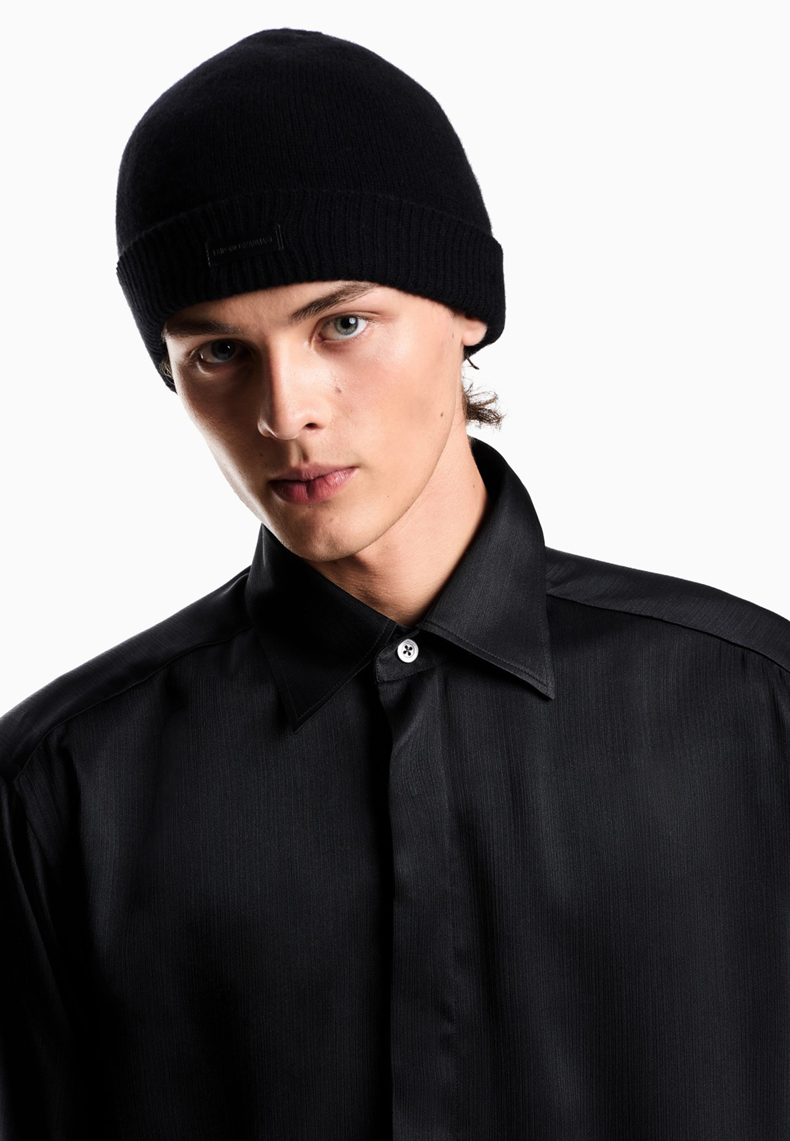 

Шапка EMPORIO ARMANI, Черный, Черный