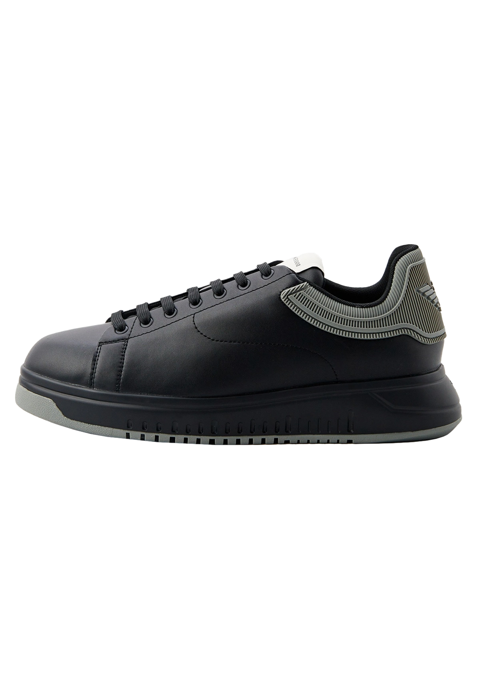 

Кроссовки EMPORIO ARMANI, Черный, Черный