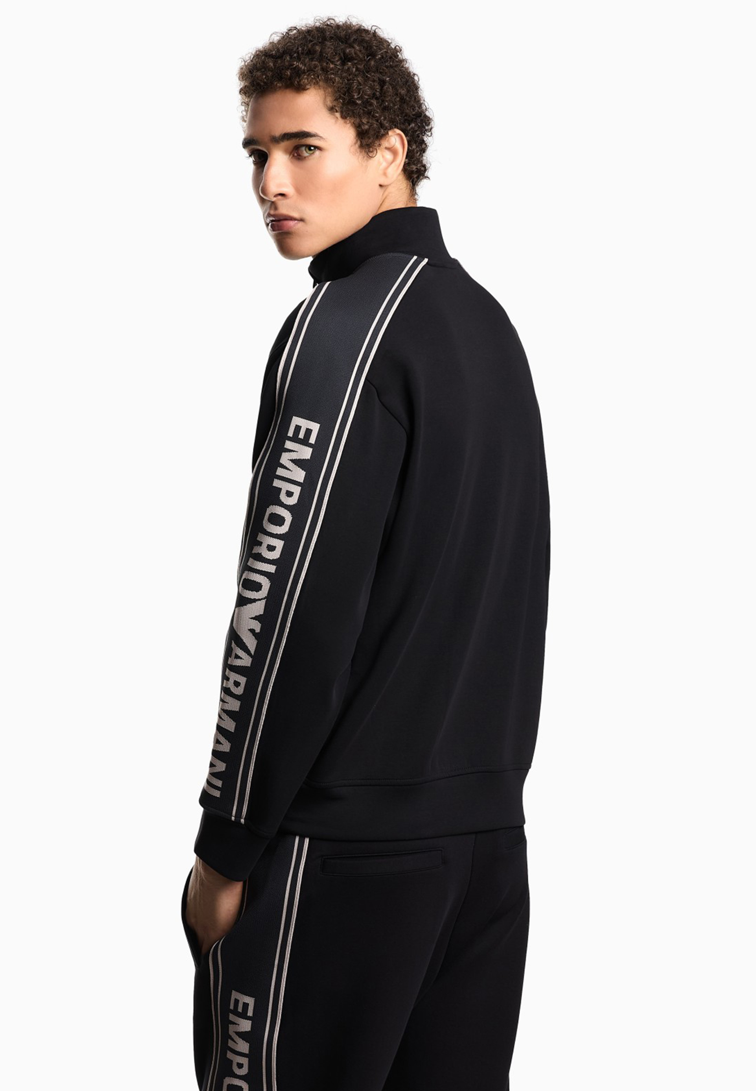

Толстовка EMPORIO ARMANI, Черный, Черный